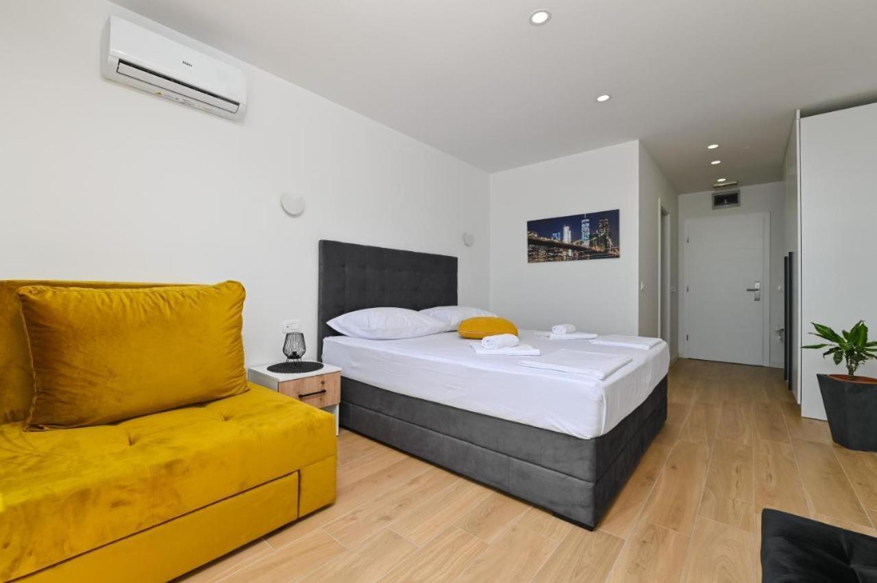 Boutique Hotel Ivy'Z Novalja Luaran gambar