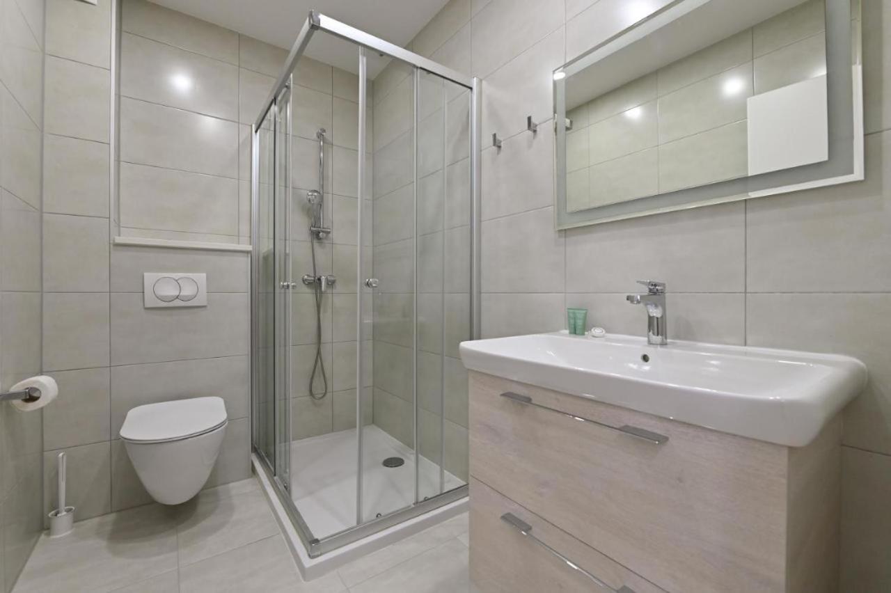 Boutique Hotel Ivy'Z Novalja Luaran gambar