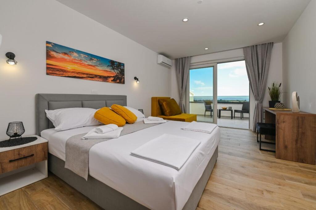 Boutique Hotel Ivy'Z Novalja Luaran gambar
