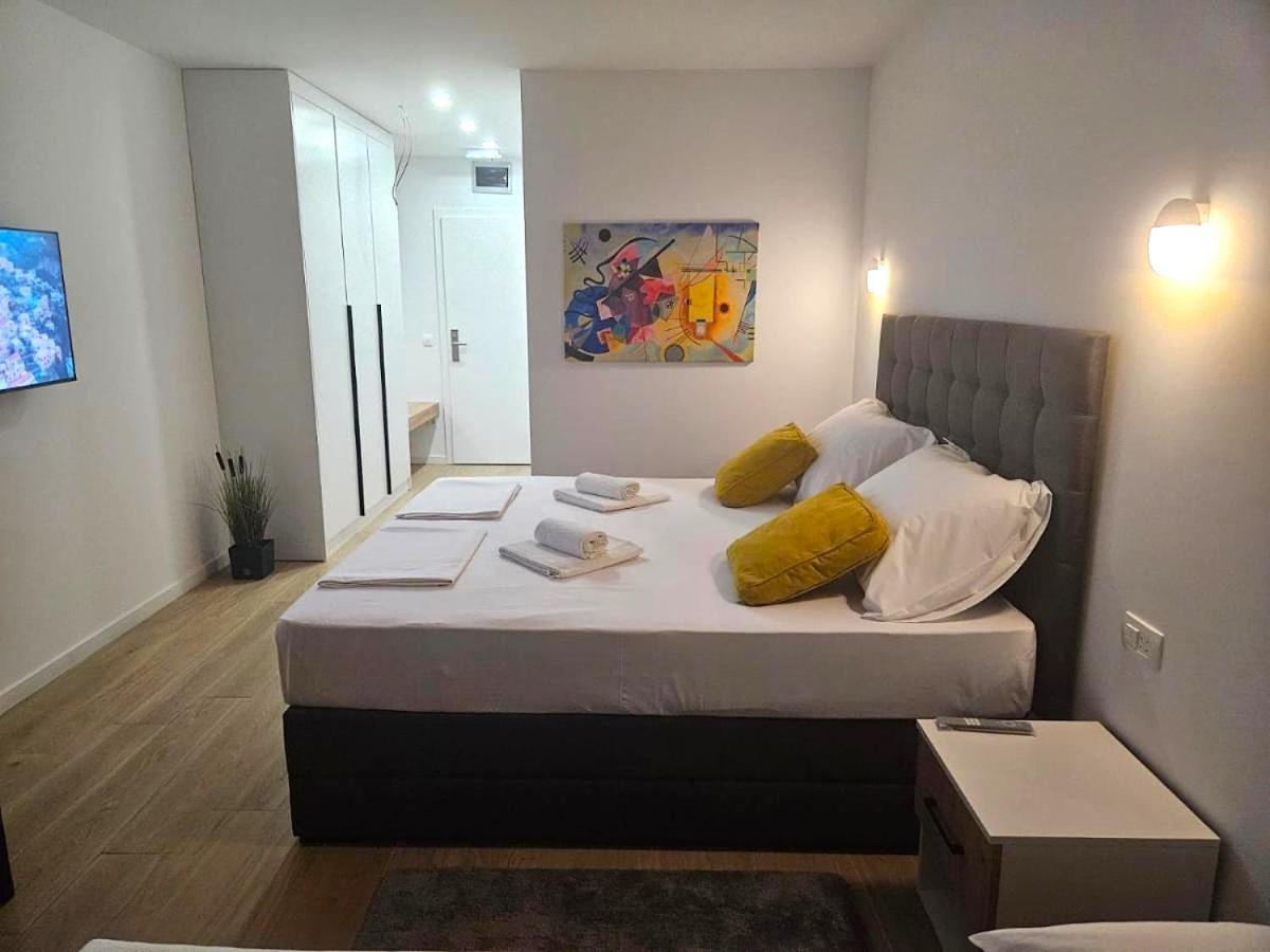 Boutique Hotel Ivy'Z Novalja Luaran gambar