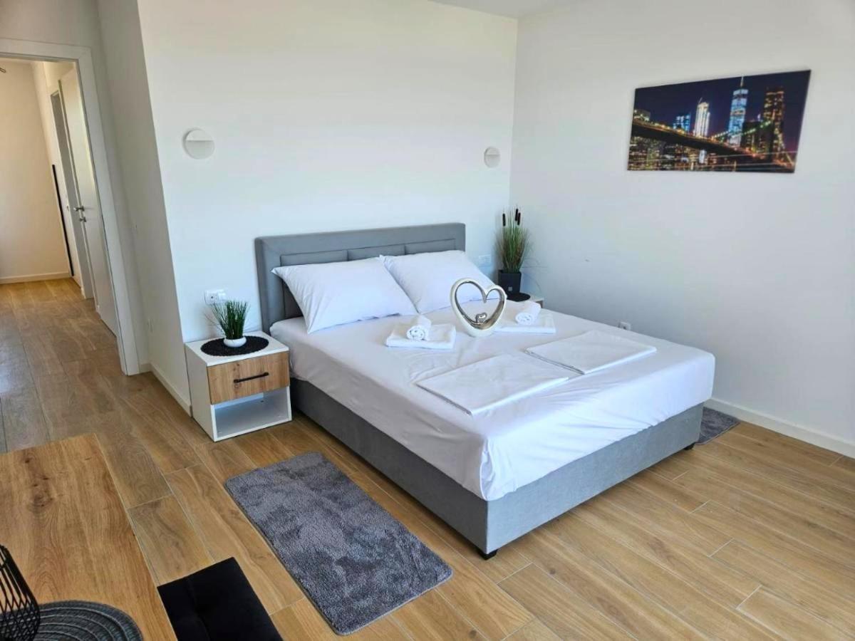 Boutique Hotel Ivy'Z Novalja Luaran gambar